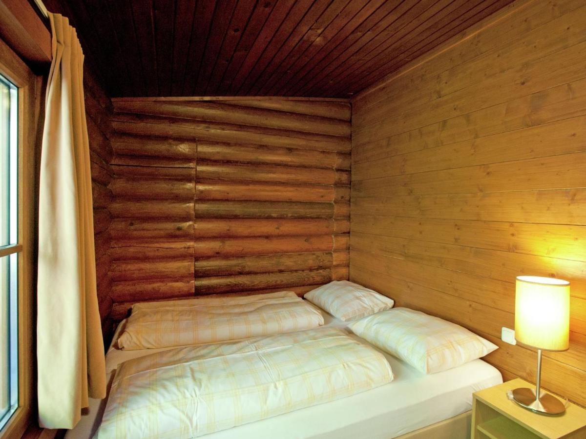 Chalet In Woergl Near Skiwelt Wilder Kaiser Salvenberg Exteriör bild